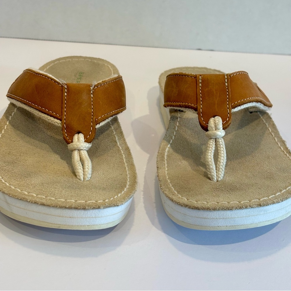 Sperry Top Sider Women's Tan and Cream Thong Sandals SZ 7 - Picture 4 of 8